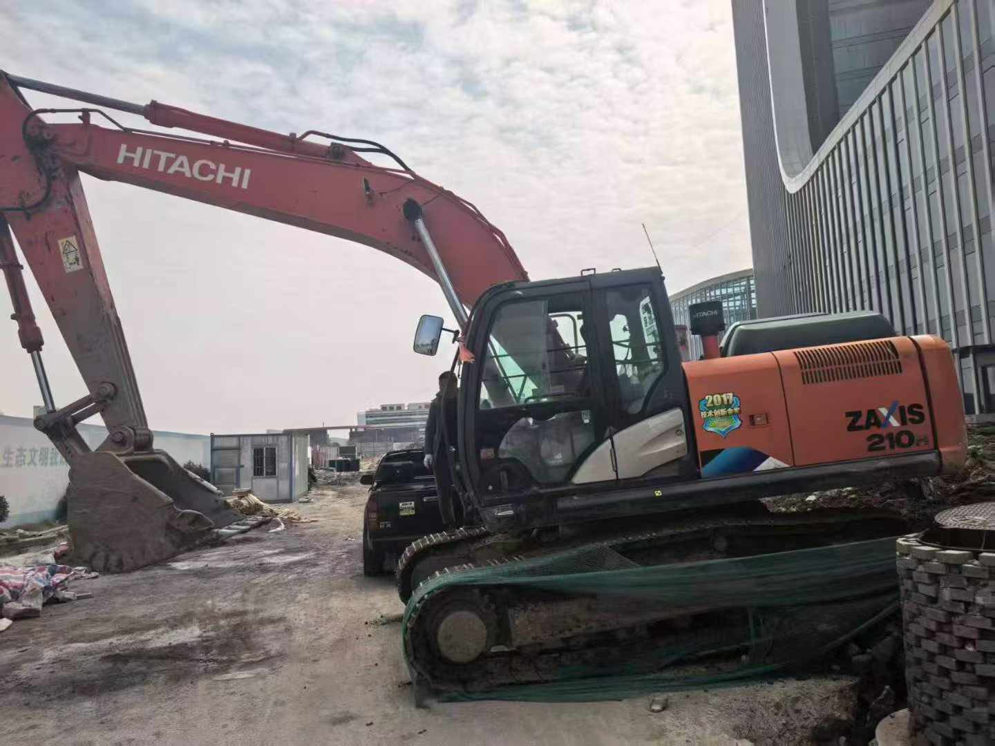 Buy Hitachi ZX210H-5A Used Excavator / 7