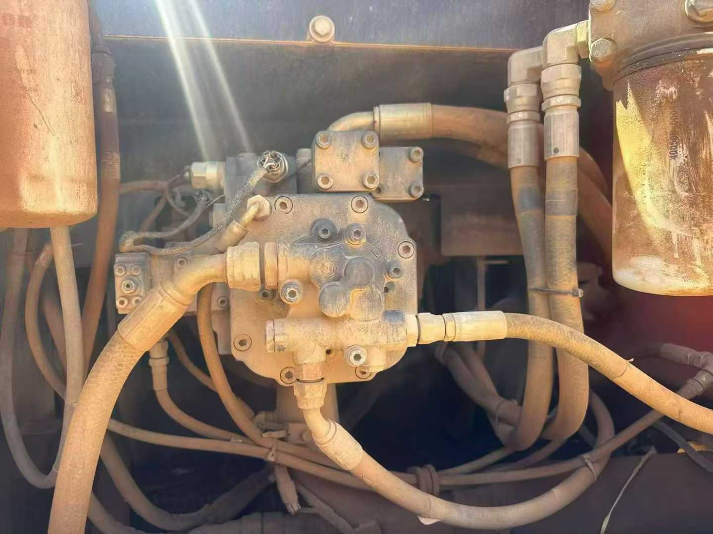 Buy Doosan DH215-7 Used Excavator / 3