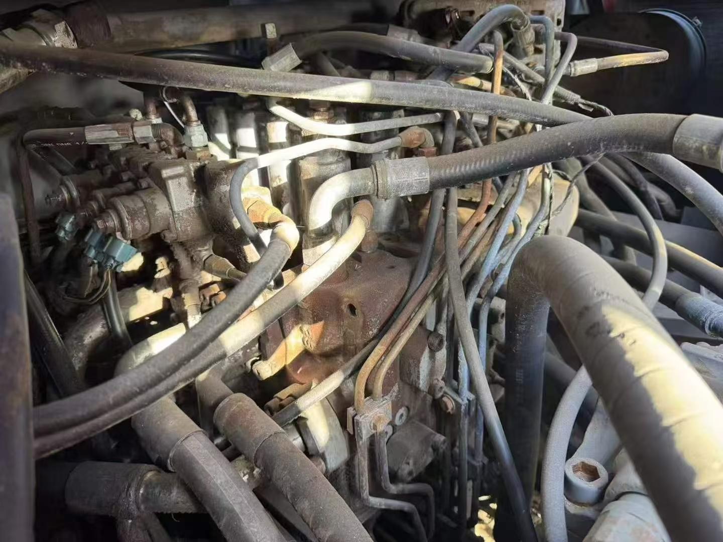 Buy Hitachi ZX200-6 Used Excavator / 7