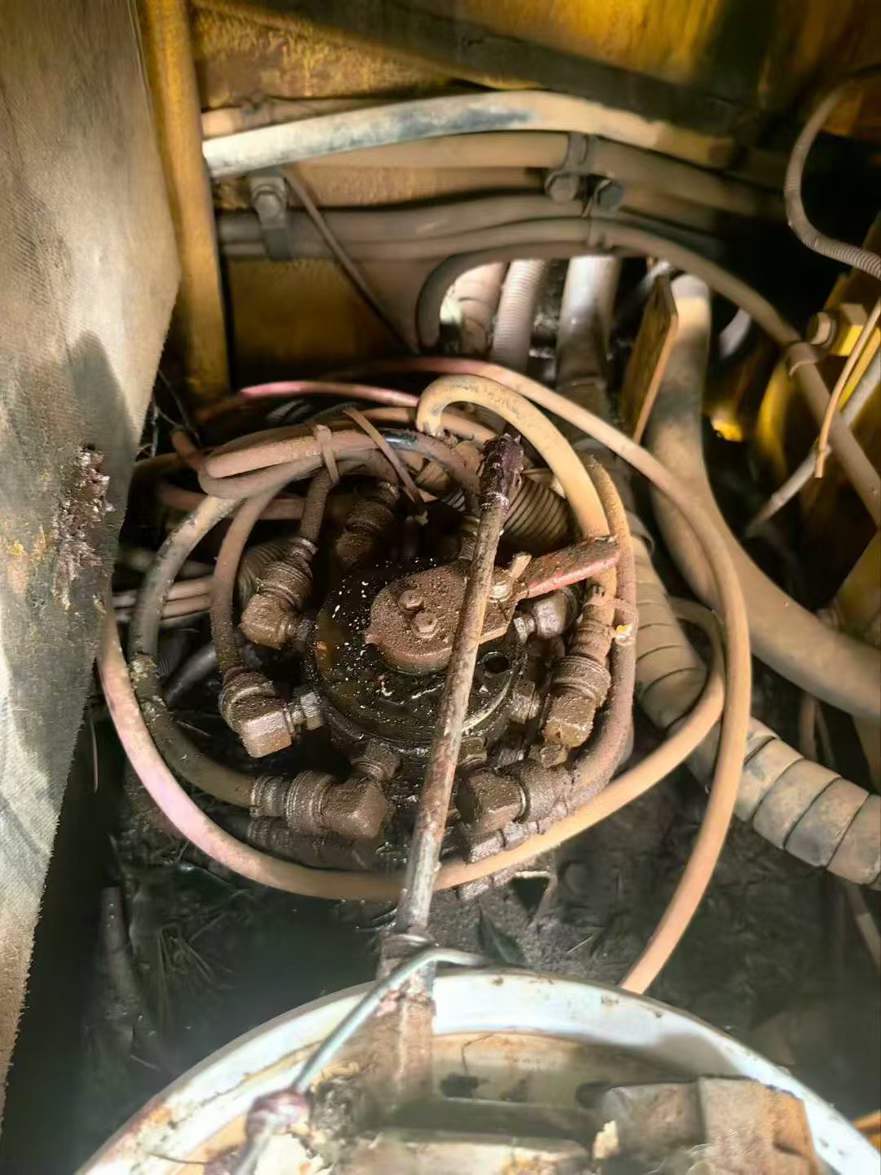 Buy Komatsu PC200-8N1 Used Excavator / 9