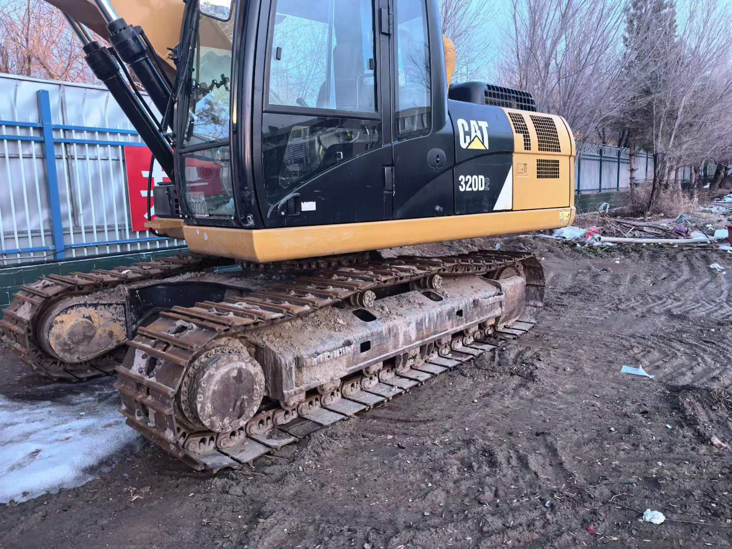 Buy Caterpillar 320D Used Excavator / 7