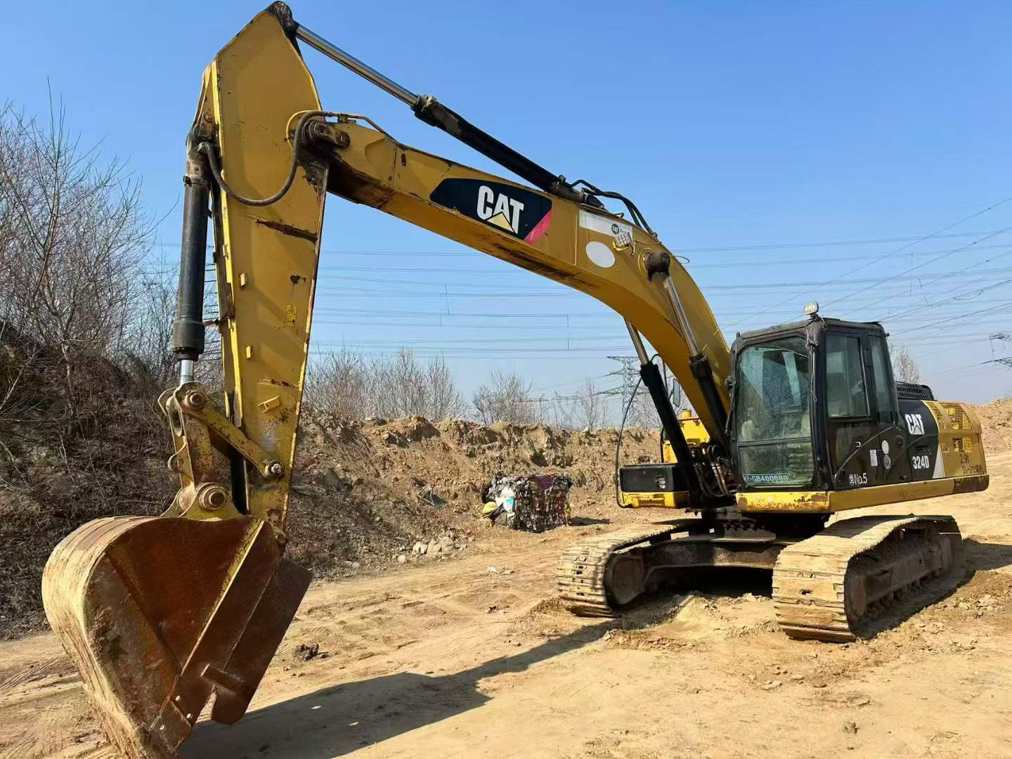 Buy Caterpillar 324D Used Excavator / 2