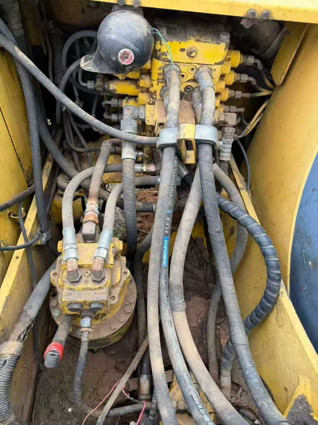 Buy Komatsu PC100-6 Used Excavator / 7