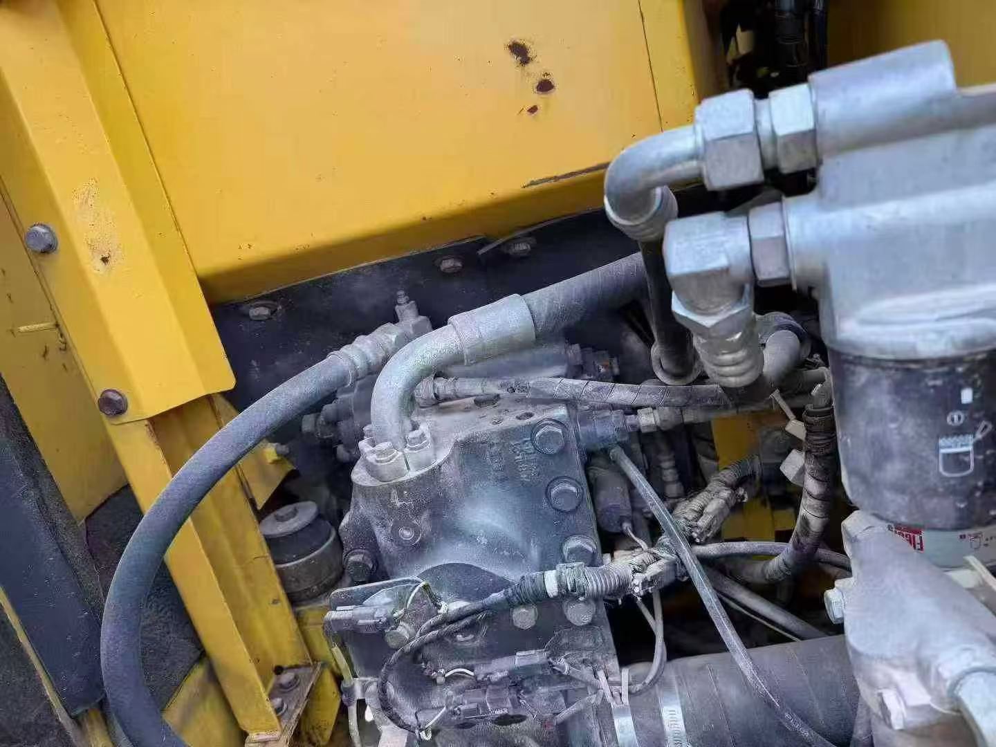 Buy Komatsu PC130-7K Used Excavator / 7