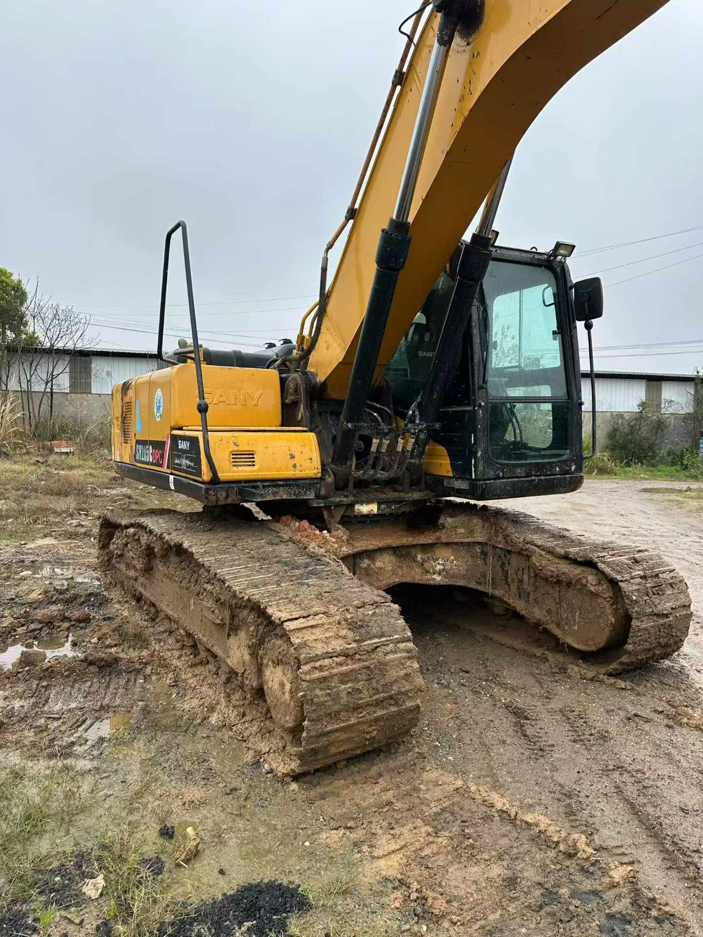 Buy Sany SY205C Used Excavator / 2