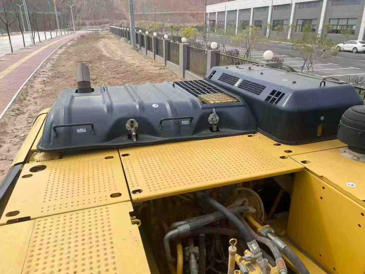 Buy Caterpillar 340D2L Used Excavator / 8