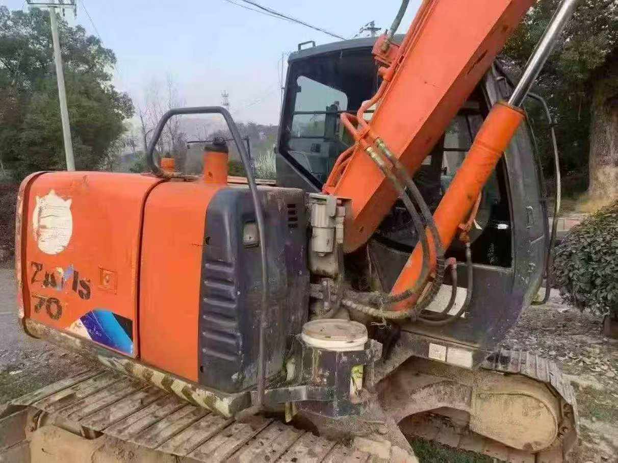 Buy Hitachi EX70 Used Excavator / 2