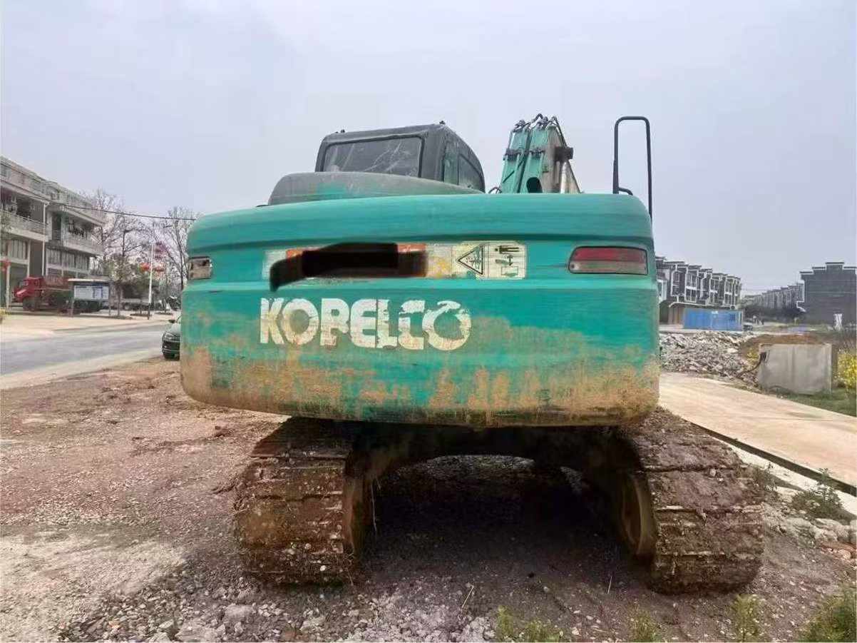Buy Kobelco SK130 Used Excavator / 3