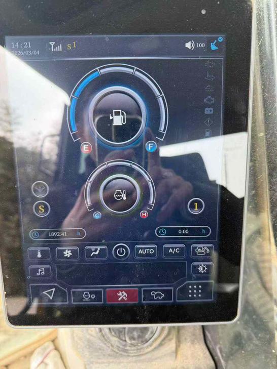 Buy Sany SY205C Used Excavator / 1