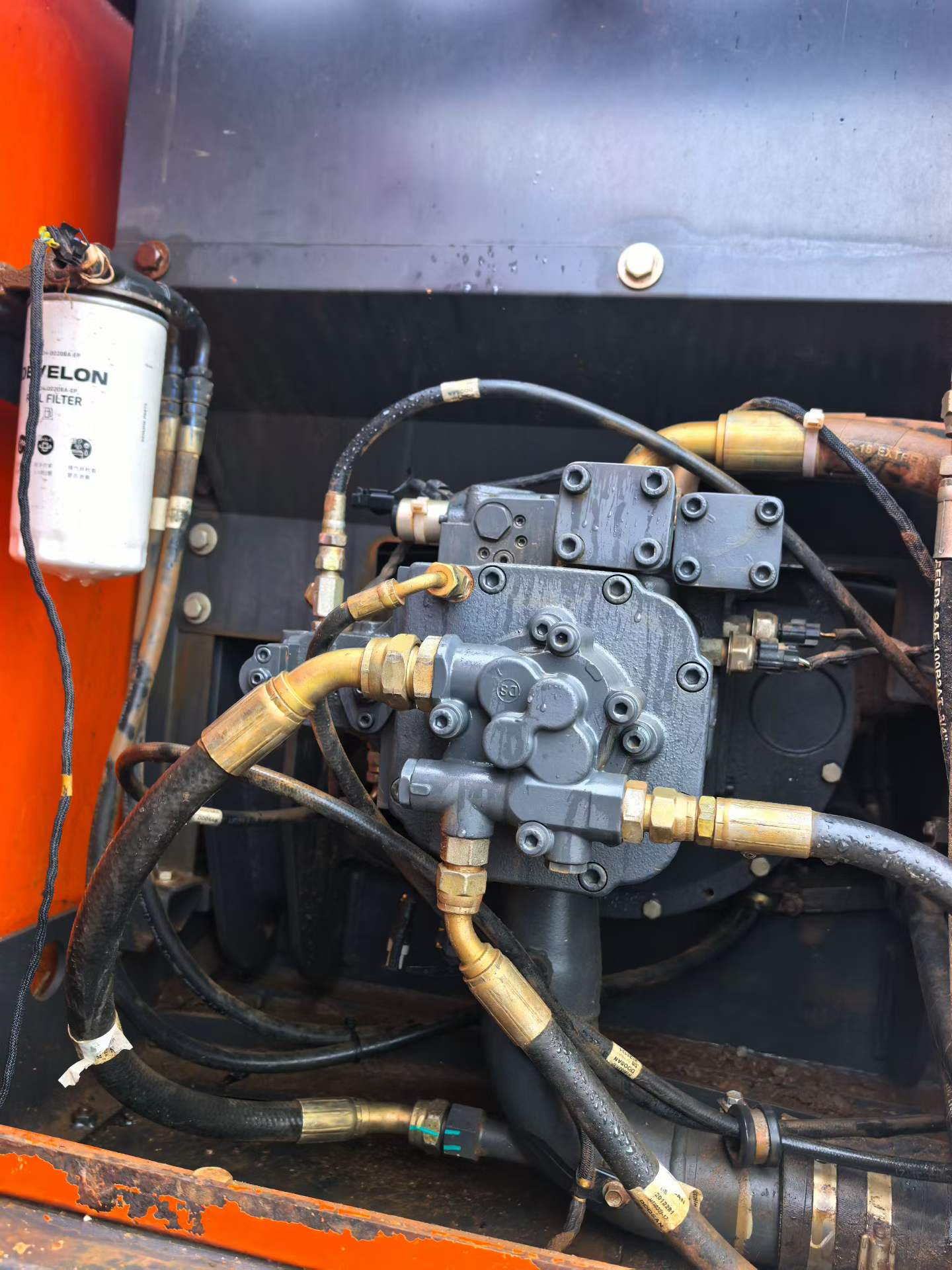 Buy Doosan DX215-9C Used Excavator / 4