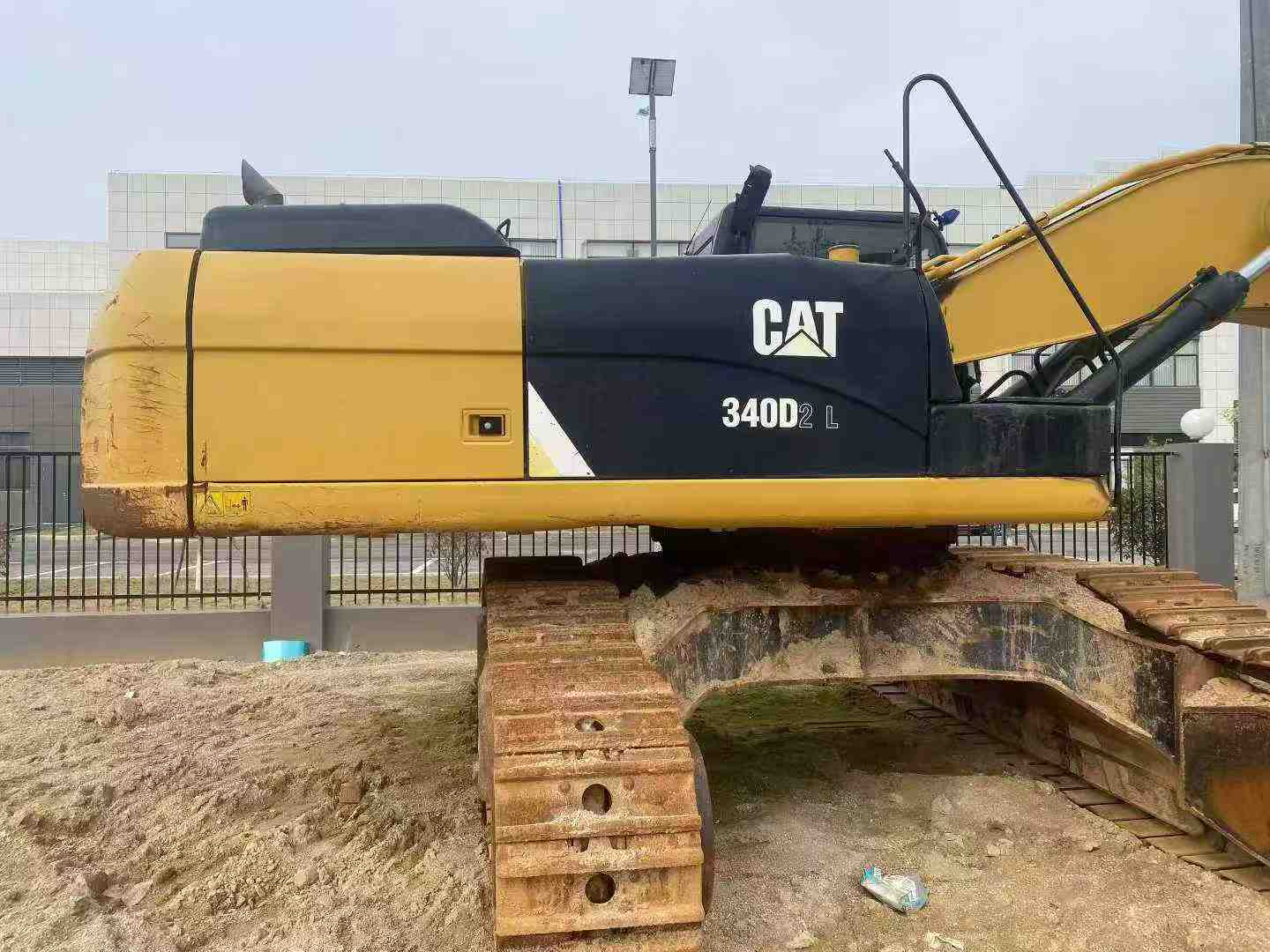 Buy Caterpillar 340D2L Used Excavator / 3