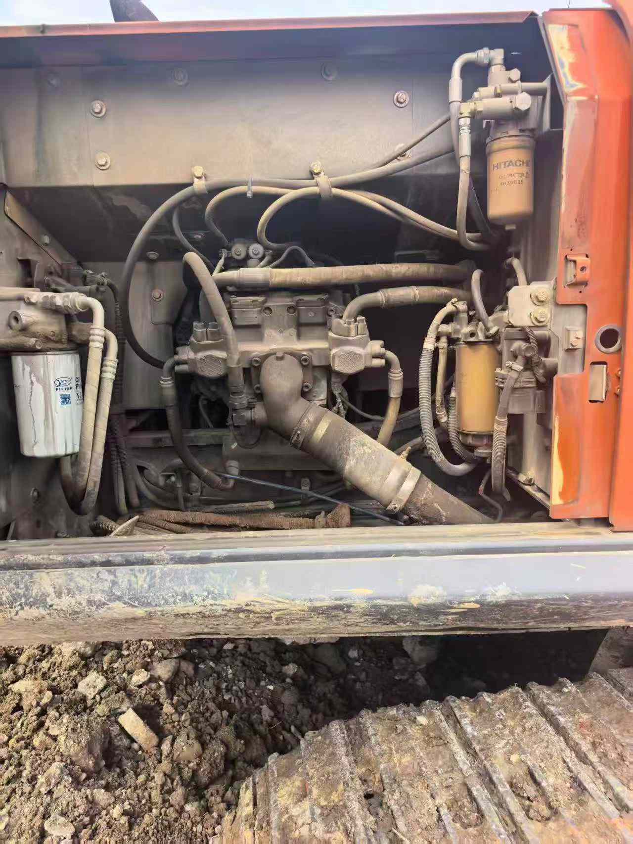 Buy Hitachi ZX210H-5A Used Excavator / 4