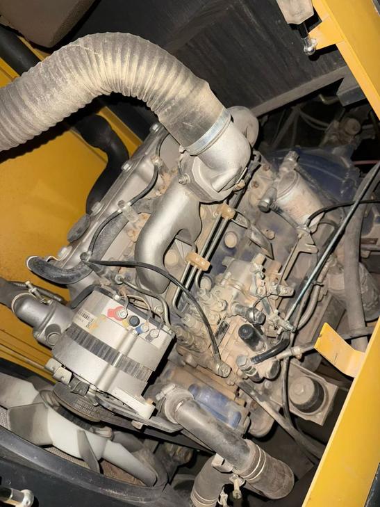 Buy Kobelco SK28SR Used Excavator / 1