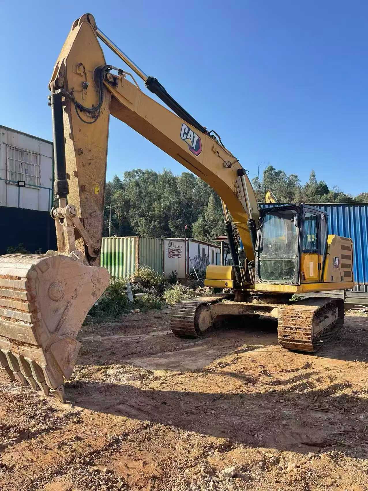 Buy Caterpillar 323 Used Excavator / 2