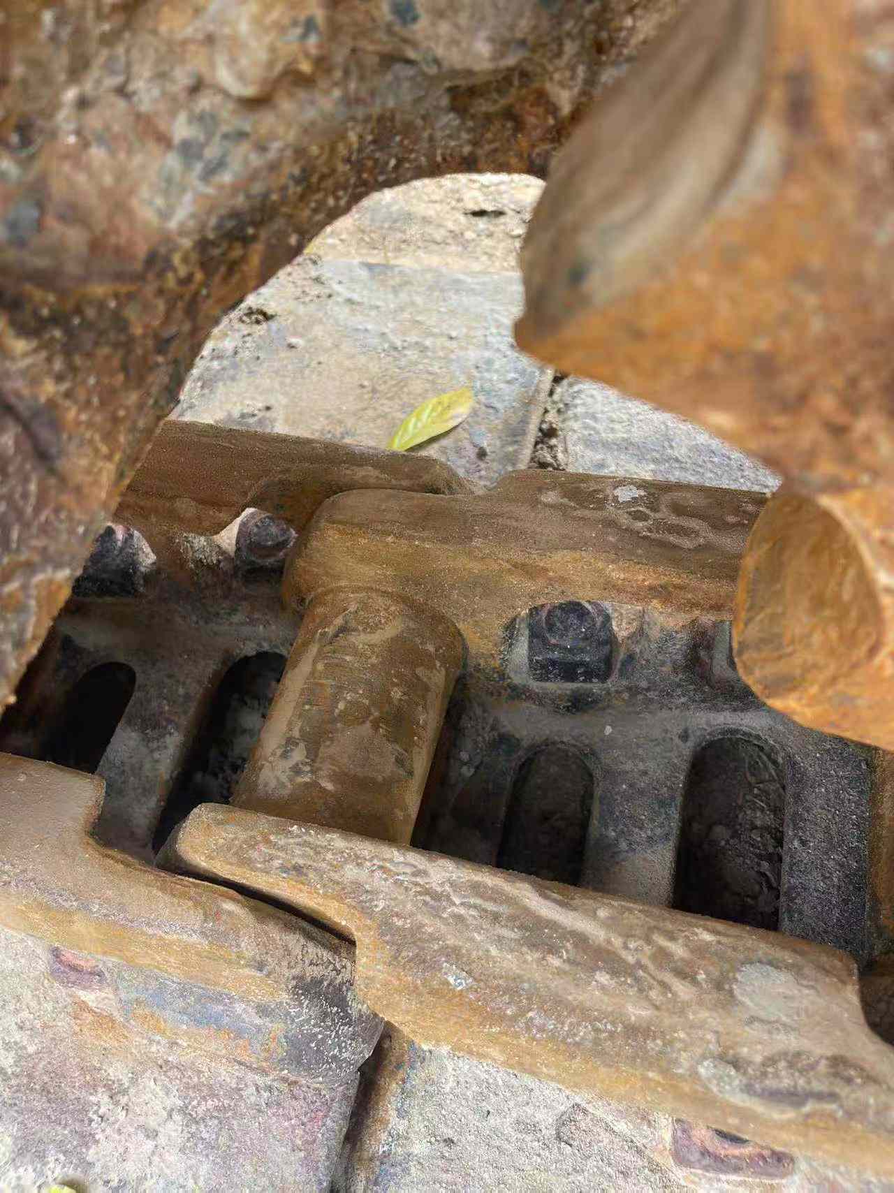 Buy Sany SY200C Used Excavator / 5