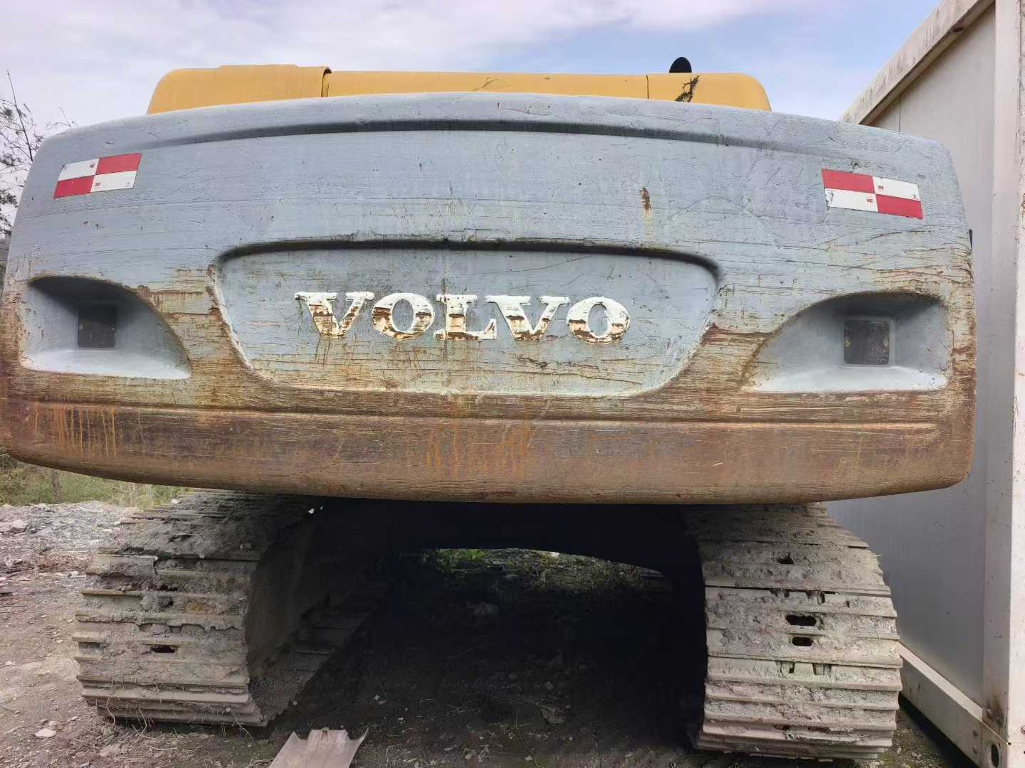 Buy Volvo EC200 Used Excavator / 2