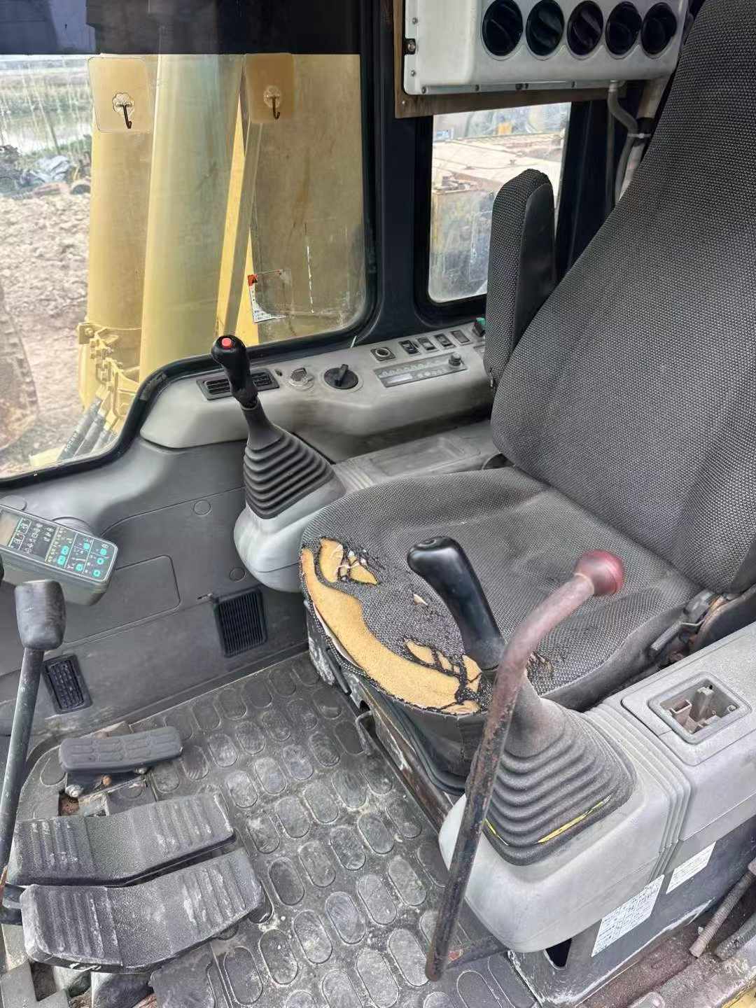 Buy Komatsu PC120 Used Excavator / 3