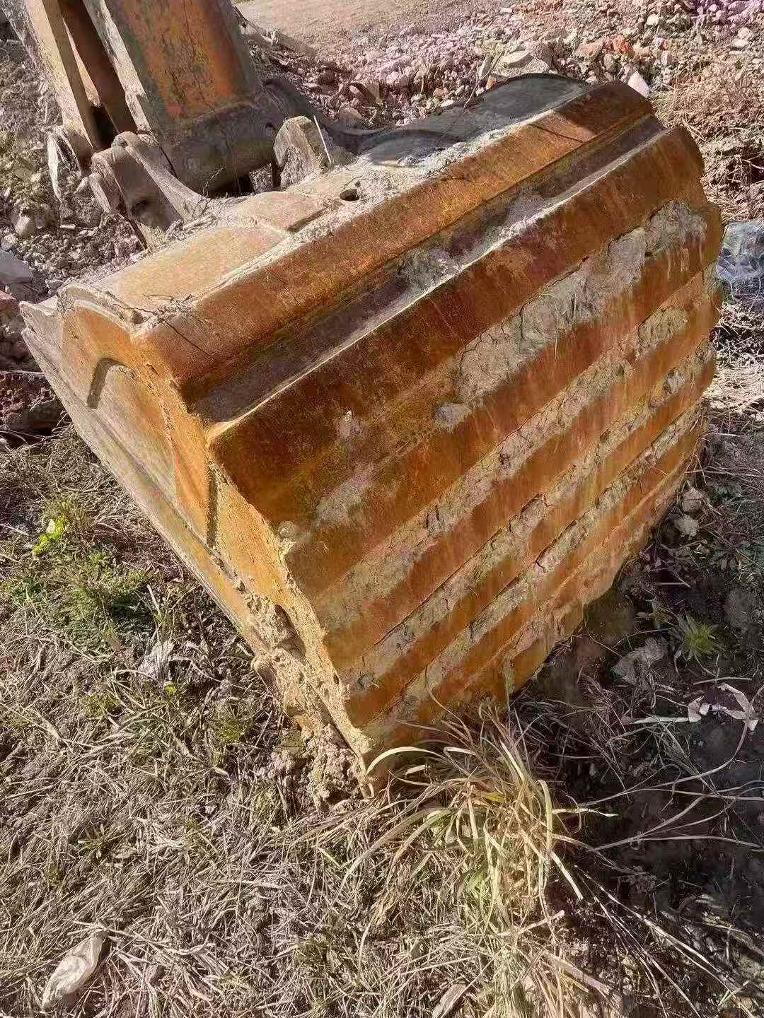 Buy Hitachi EX200-3 Used Excavator / 4