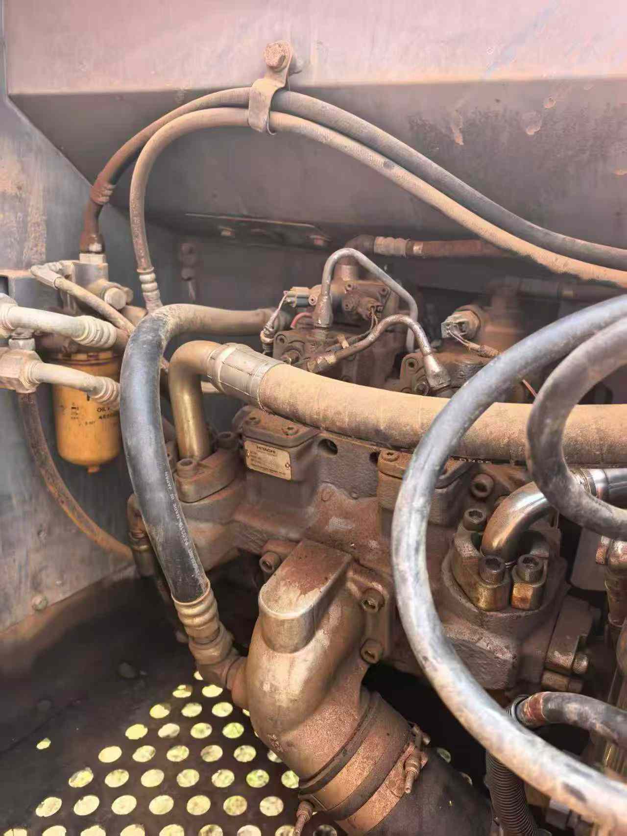 Buy Hitachi EX200 Used Excavator / 6