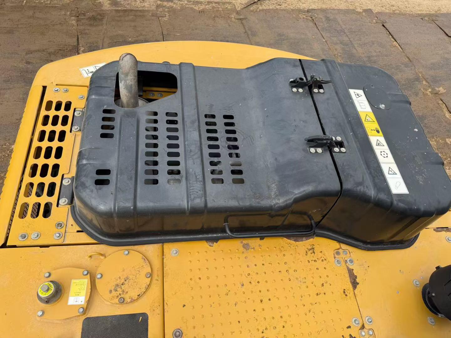 Buy Sany SY200C Used Excavator / 9