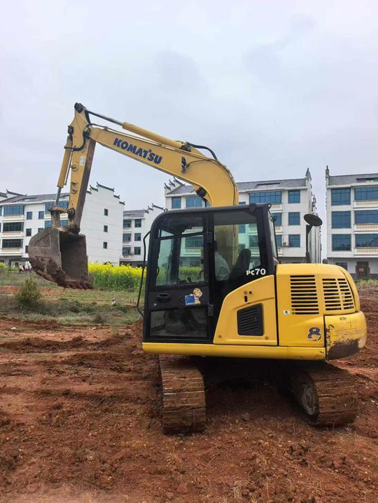 Buy Komatsu PC70-8 Used Excavator / 1