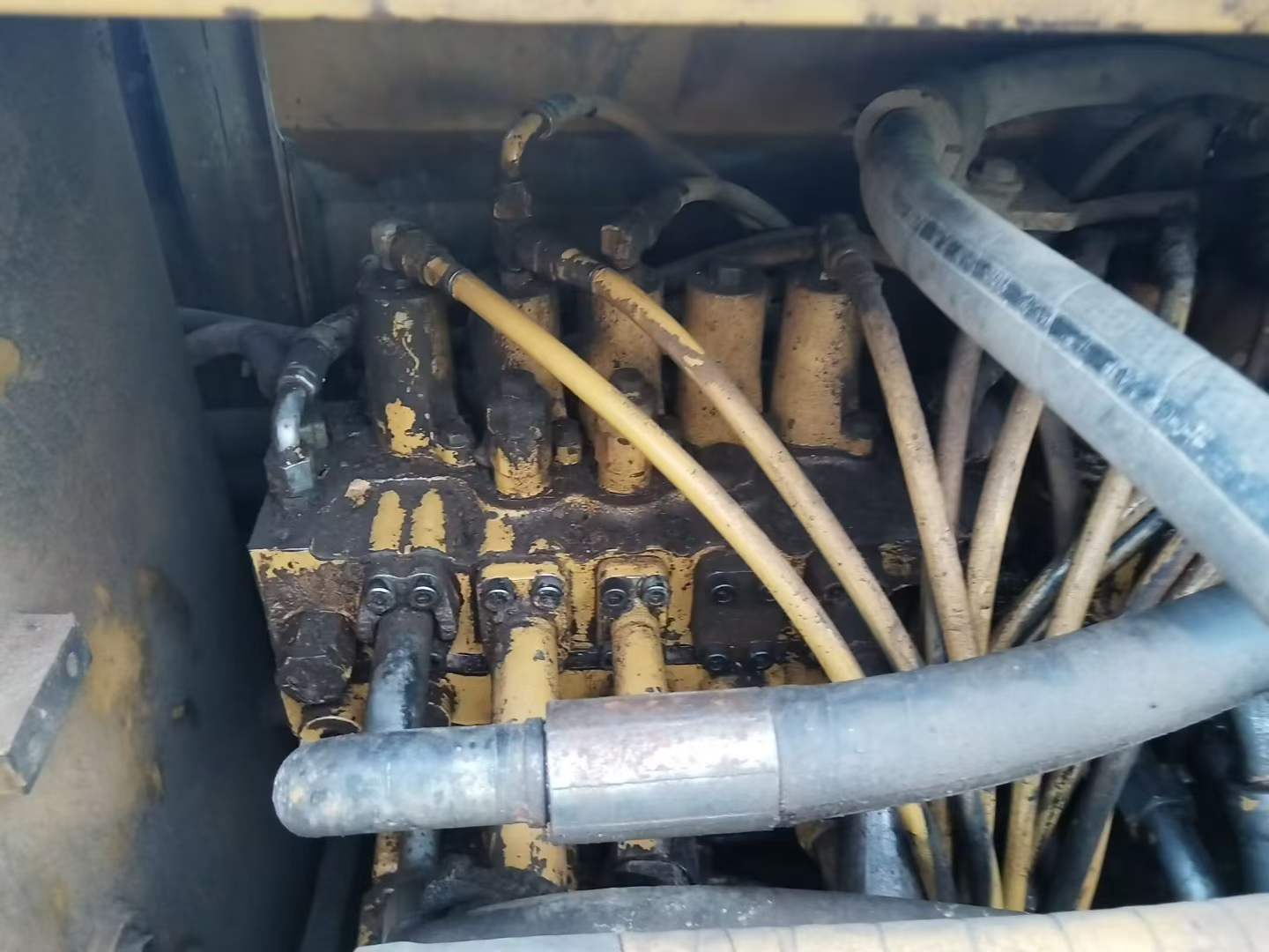 Buy Caterpillar 320D Used Excavator / 7