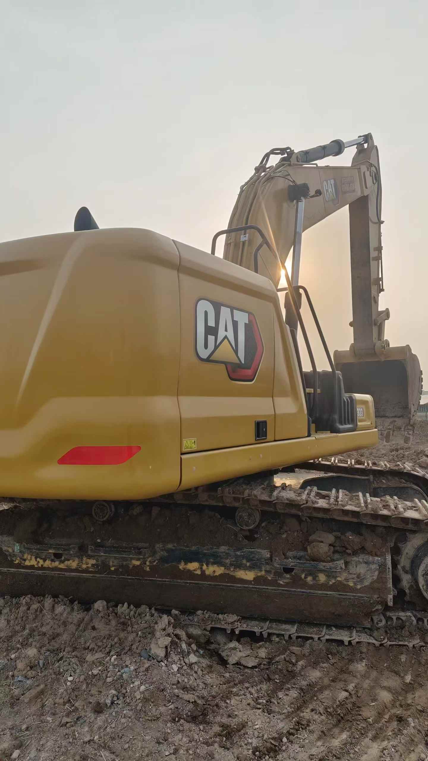 Buy Caterpillar CAT333 Used Excavator / 2 Buy Caterpillar CAT333 Used Excavator / 2