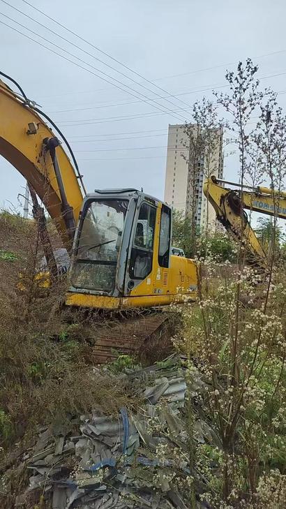 Buy XCMG XE215 Used Excavator / 1