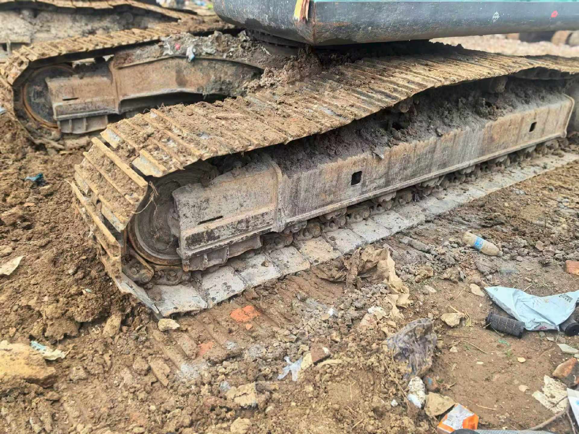 Buy Kobelco SK210LC Used Excavator / 9