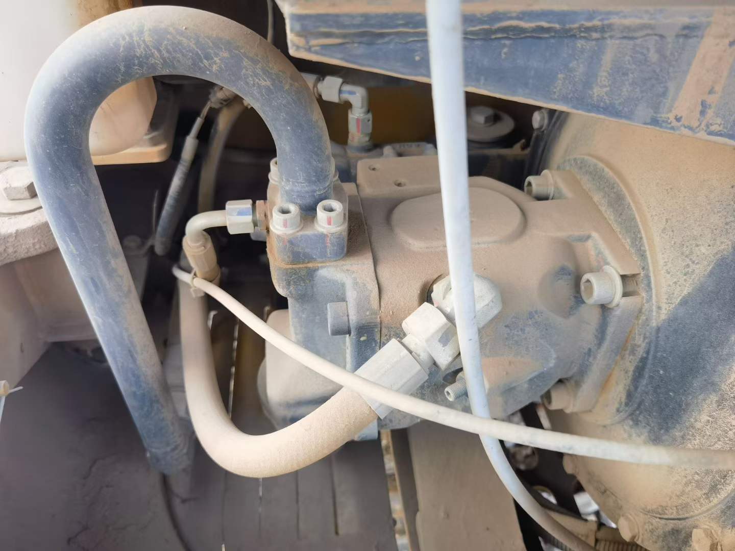 Buy XCMG XE60 Used Excavator / 6