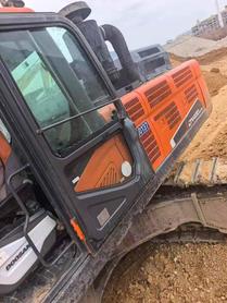Buy Doosan DH420 Used Excavator / 8 Buy Doosan DH420 Used Excavator / 8