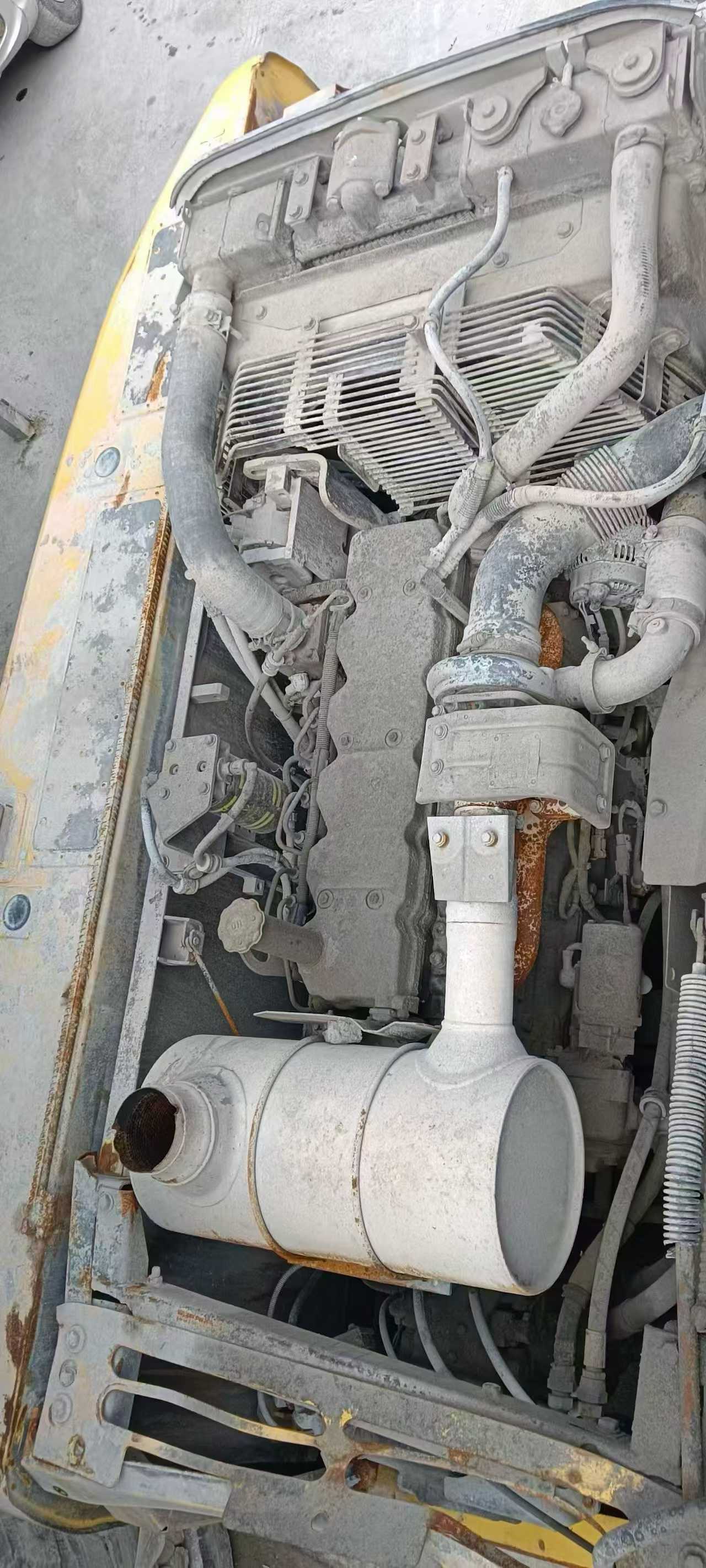 Buy Komatsu PC200-8 Used Excavator / 6