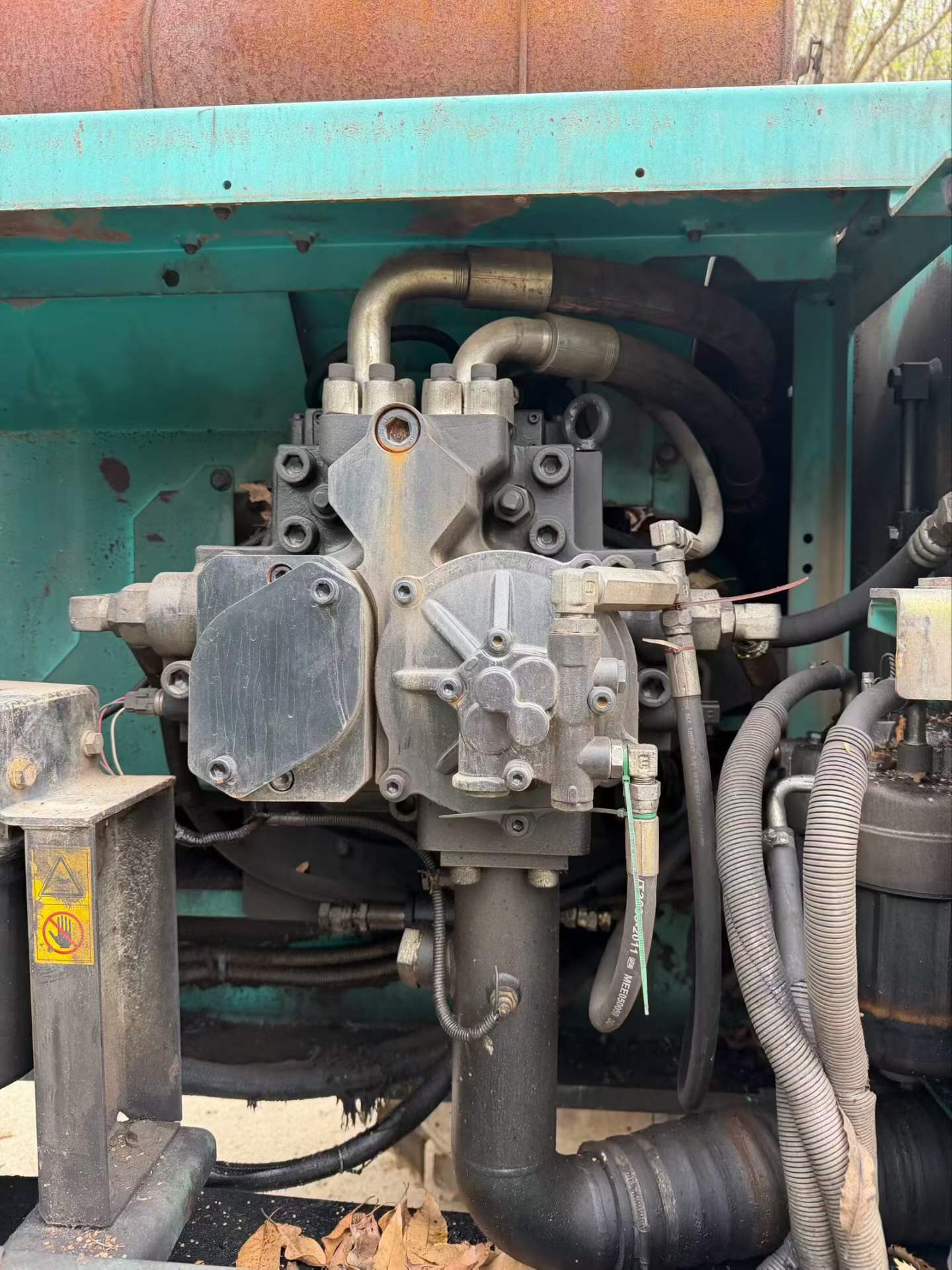 Buy Kobelco SK10SR Used Excavator / 5