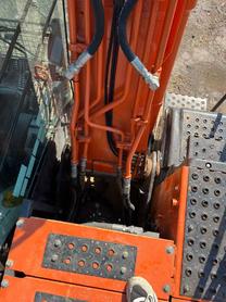 Buy Hitachi EX130H-5 Used Excavator / 3 Buy Hitachi EX130H-5 Used Excavator / 3