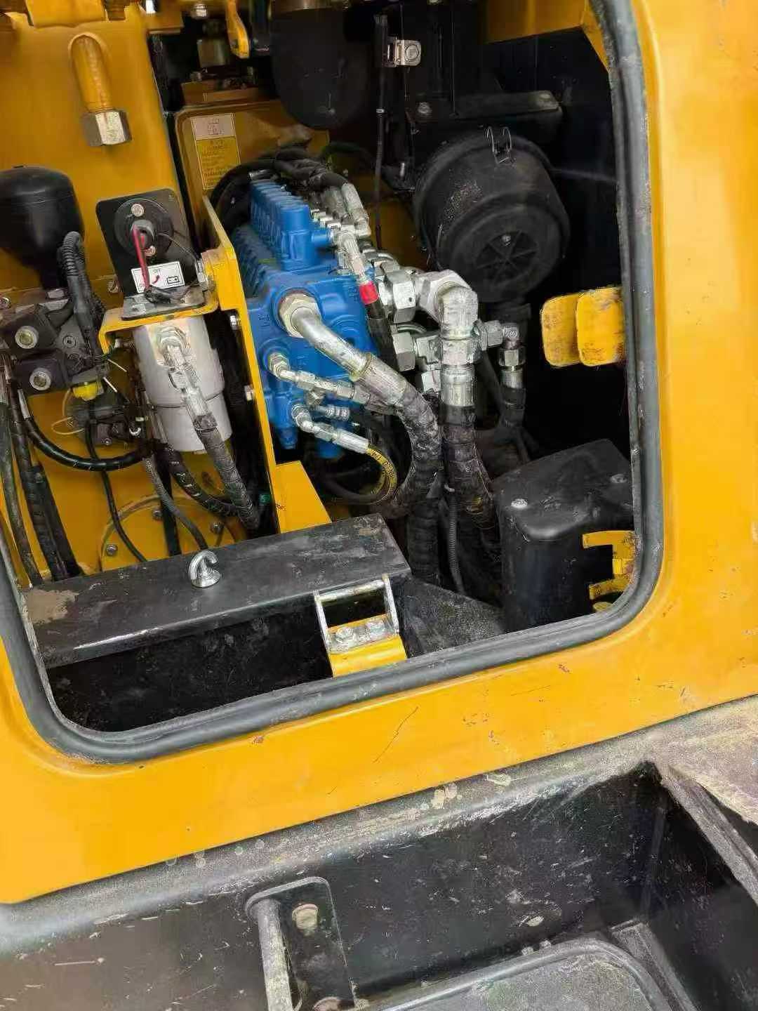 Buy Sany SY60 Used Excavator / 5