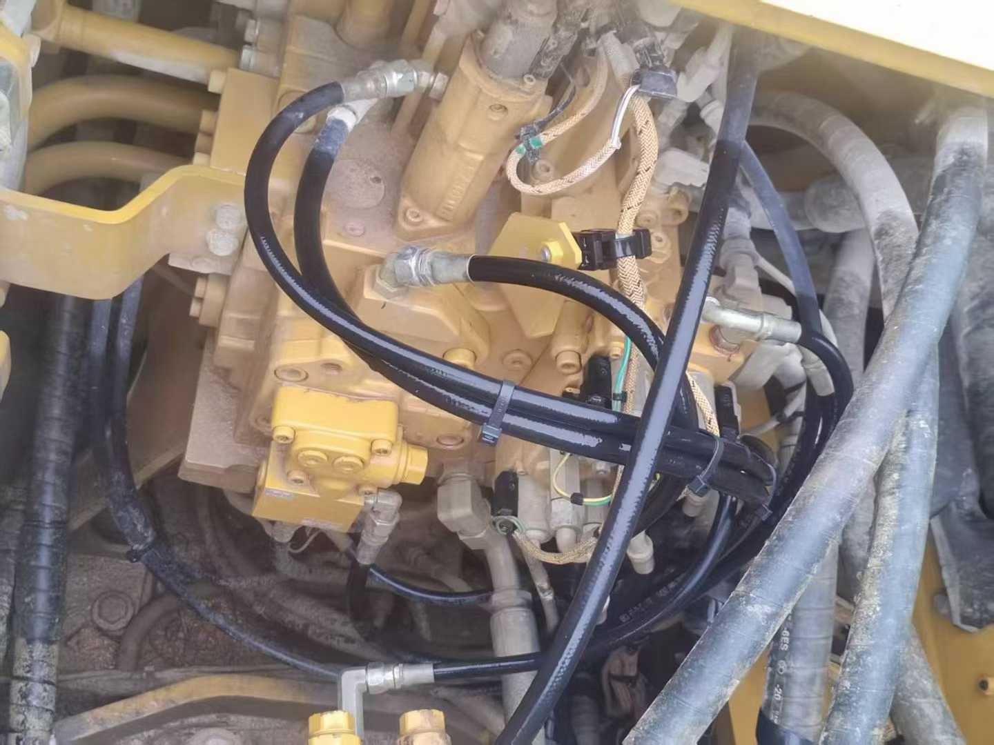 Buy Caterpillar 345B Used Excavator / 5