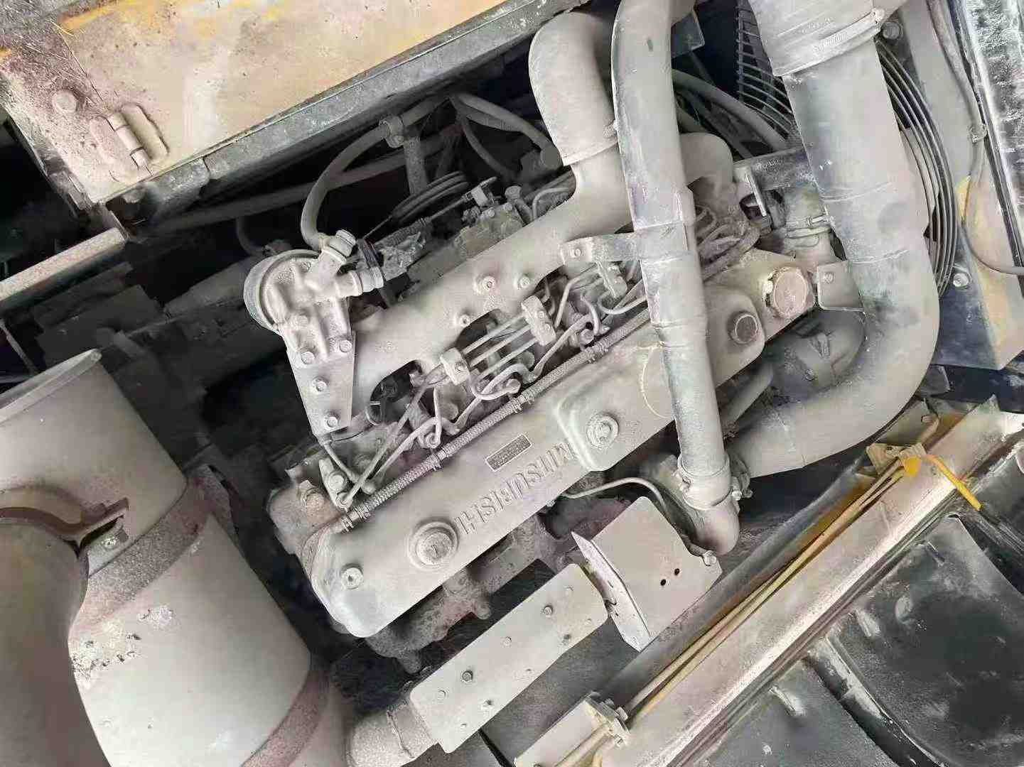 Buy Kato HD1023 Used Excavator / 6