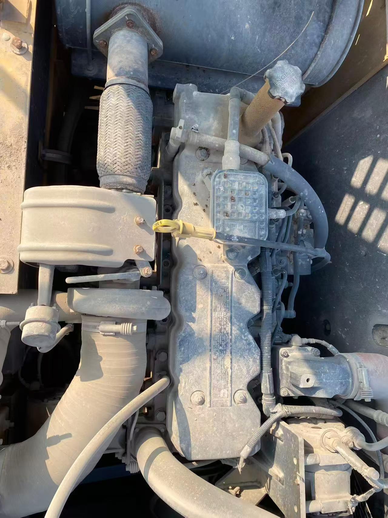 Buy XCMG XE200 Used Excavator / 8