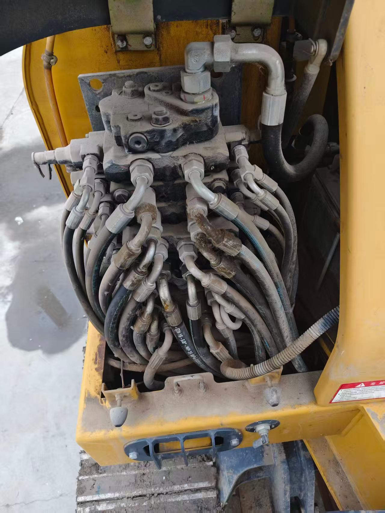 Buy XCMG XE60 Used Excavator / 5