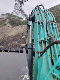 Buy Kobelco SK495D-8 Used Excavator / 8 Buy Kobelco SK495D-8 Used Excavator / 8