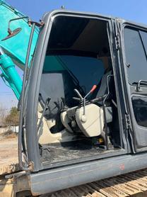 Buy Kobelco SK200 Used Excavator / 7 Buy Kobelco SK200 Used Excavator / 7