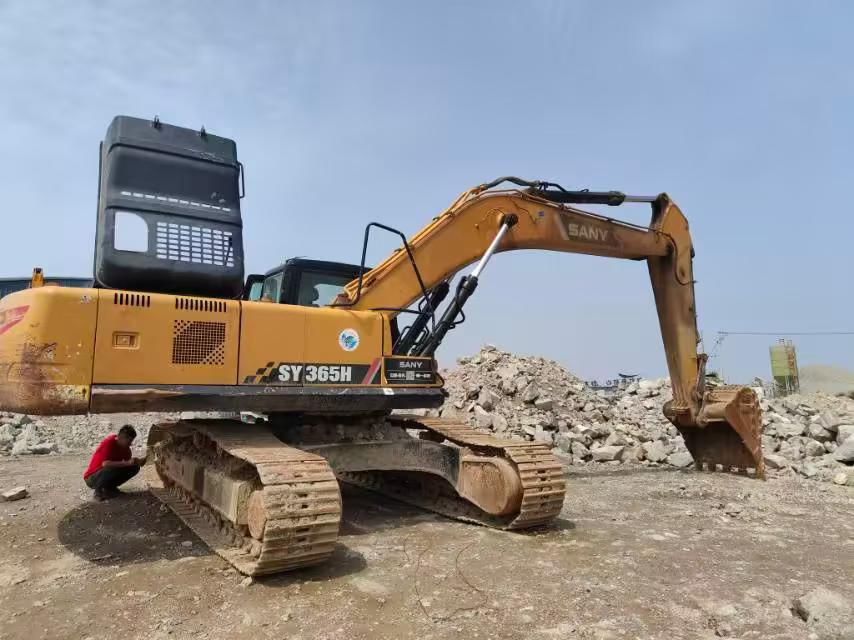 Buy Sany SY305C Used Excavator / 2