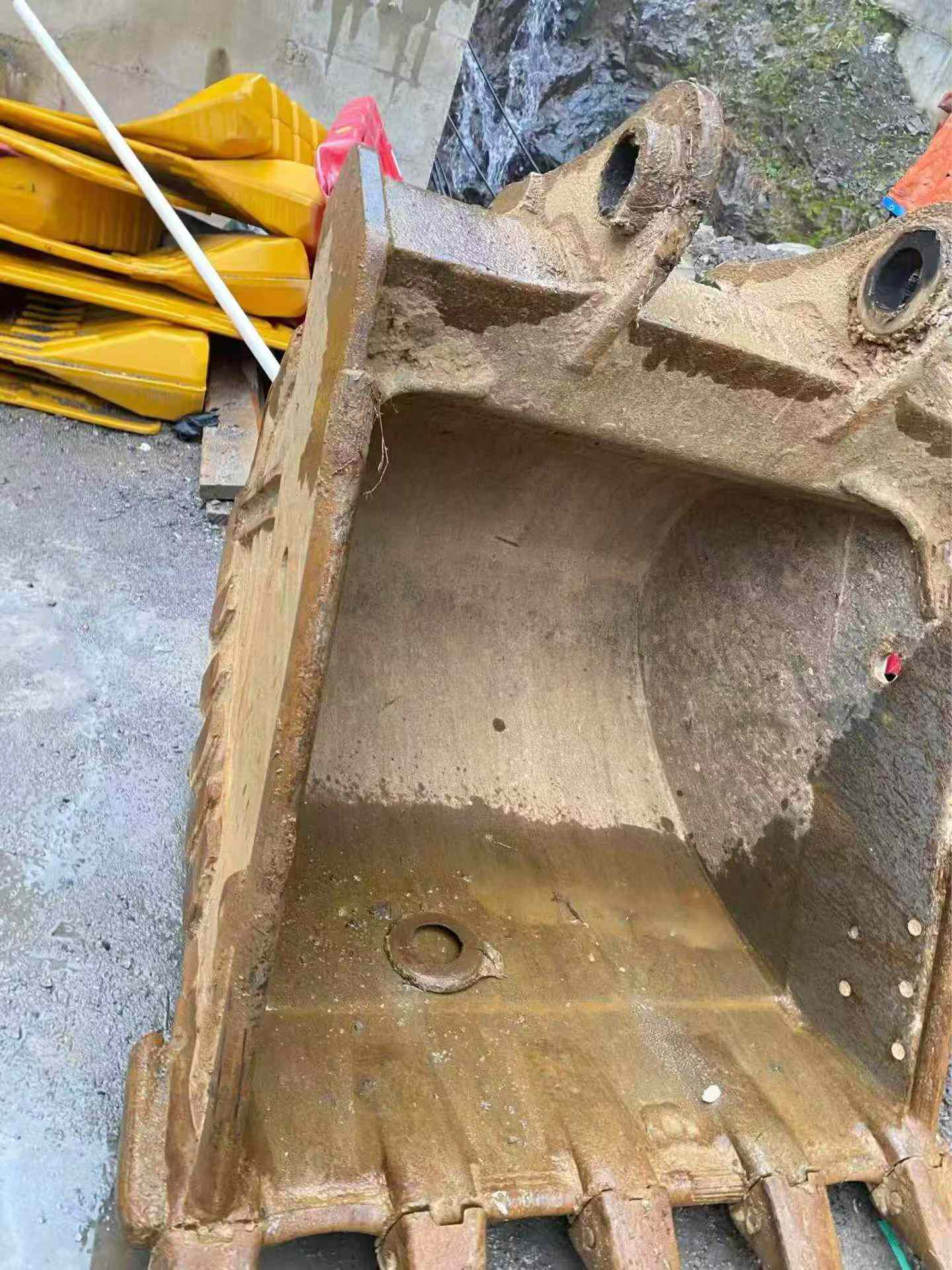 Buy Doosan DH300-7 Used Excavator / 8