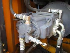 Buy Kato HD513MR-6 Used Excavator / 7 Buy Kato HD513MR-6 Used Excavator / 7