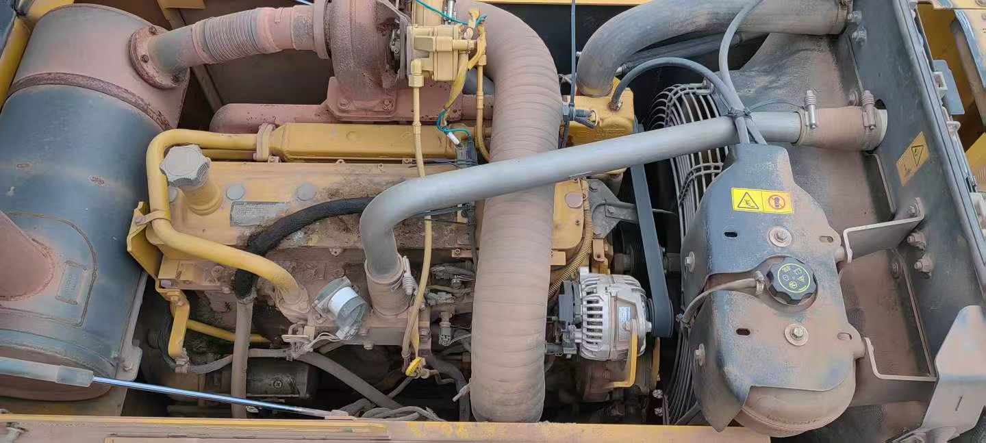 Buy JohnDeere E300LC Used Excavator / 8