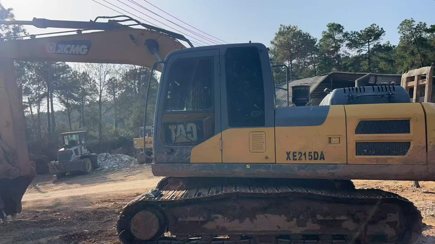 Buy XCMG XE200 Used Excavator / 2