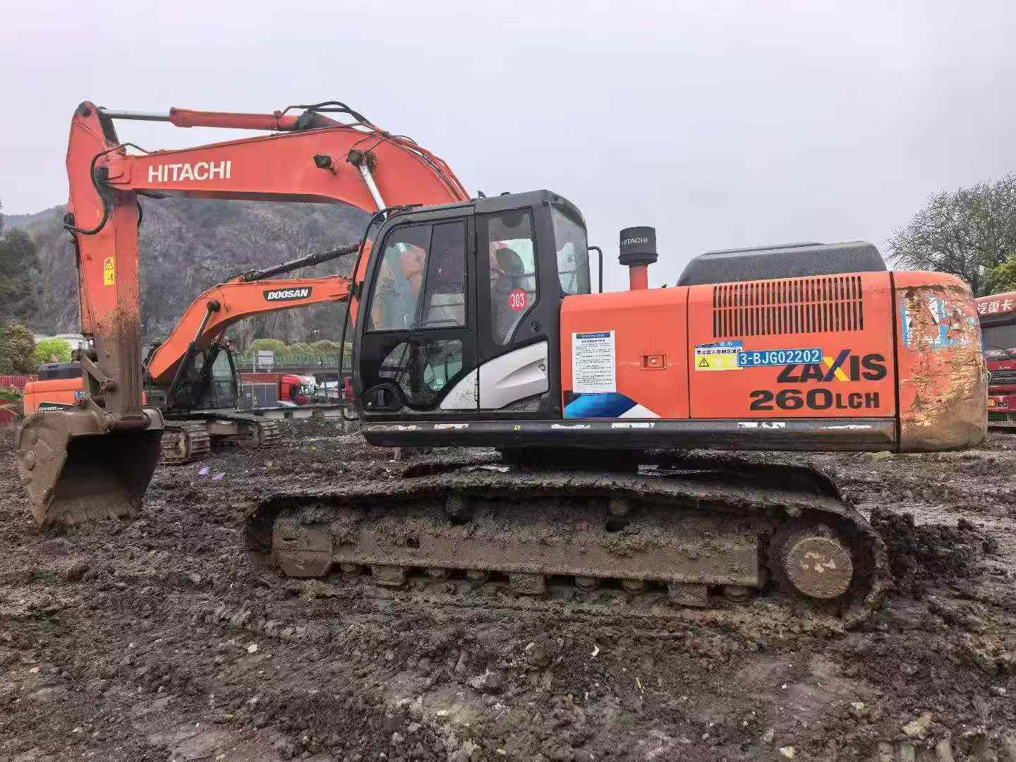 Buy Hitachi ZX260-3G Used Excavator / 8