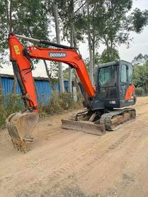 Buy Doosan DX60 Used Excavator / 3 Buy Doosan DX60 Used Excavator / 3