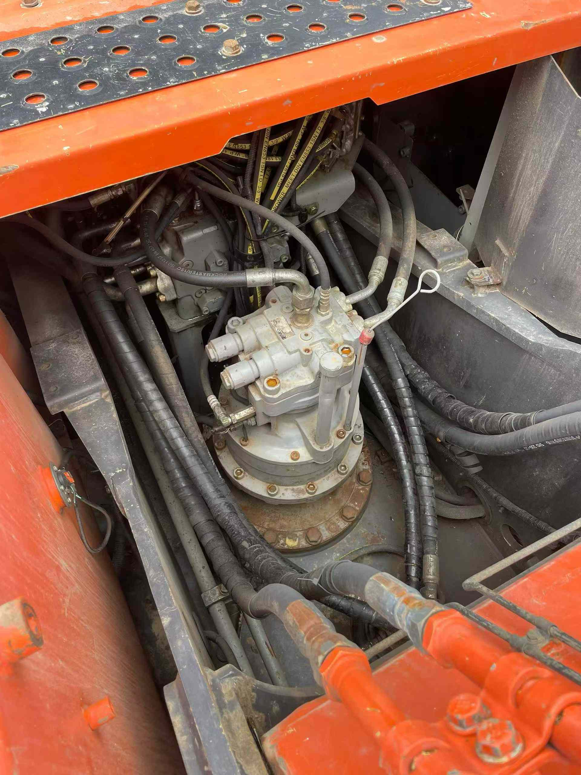 Buy Hitachi EX200 Used Excavator / 5