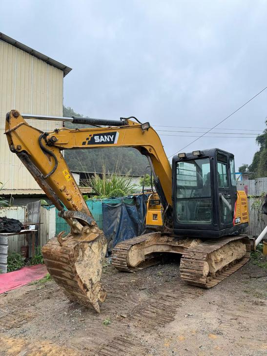 Buy Sany SY75 Used Excavator / 1